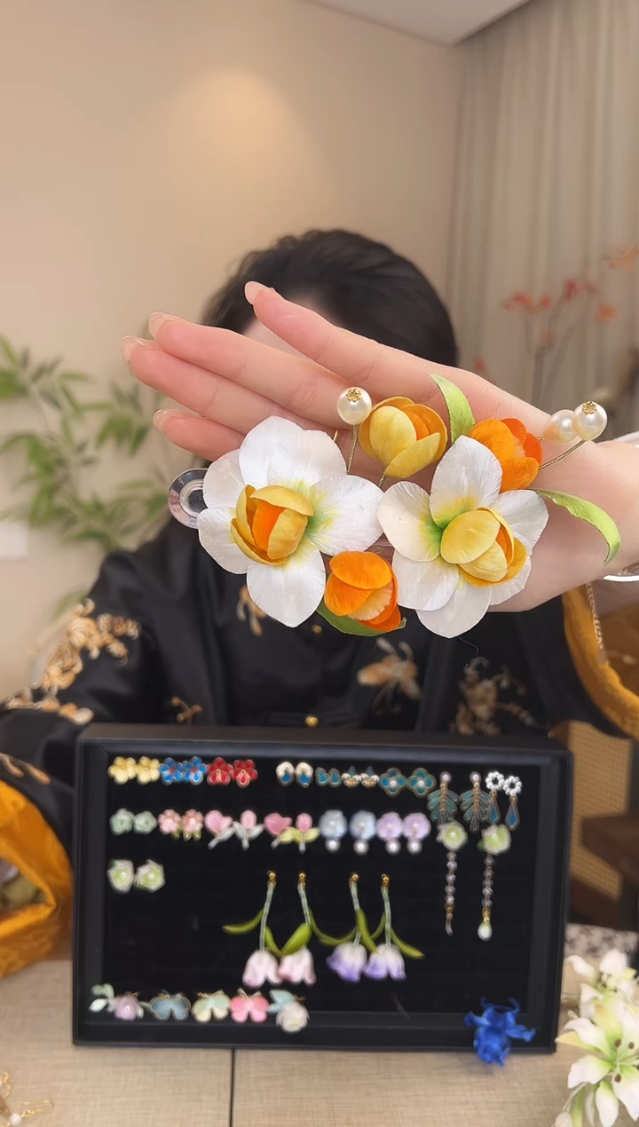 刺绣帆*袋水仙花懒人夹