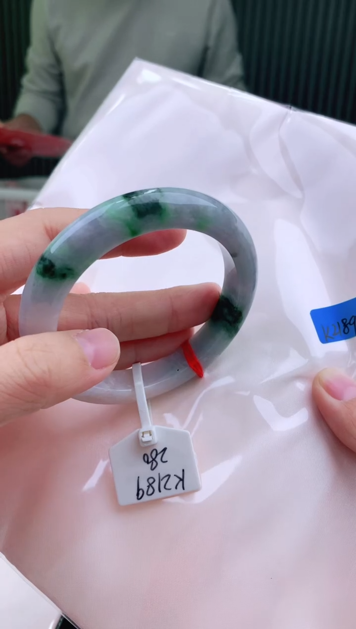 未镶嵌手镯翡翠57+