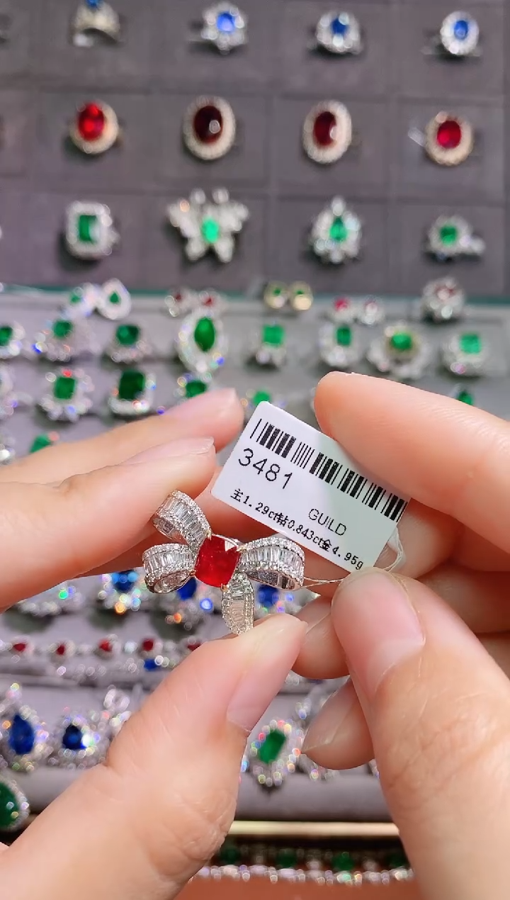 【闪购商品】尖晶石18K金戒指18K金镶嵌1