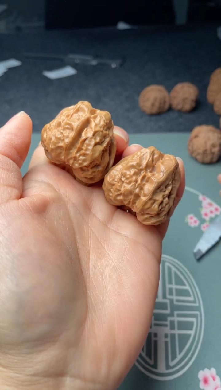 把件文玩核桃w232  蛤蟆头    37尺