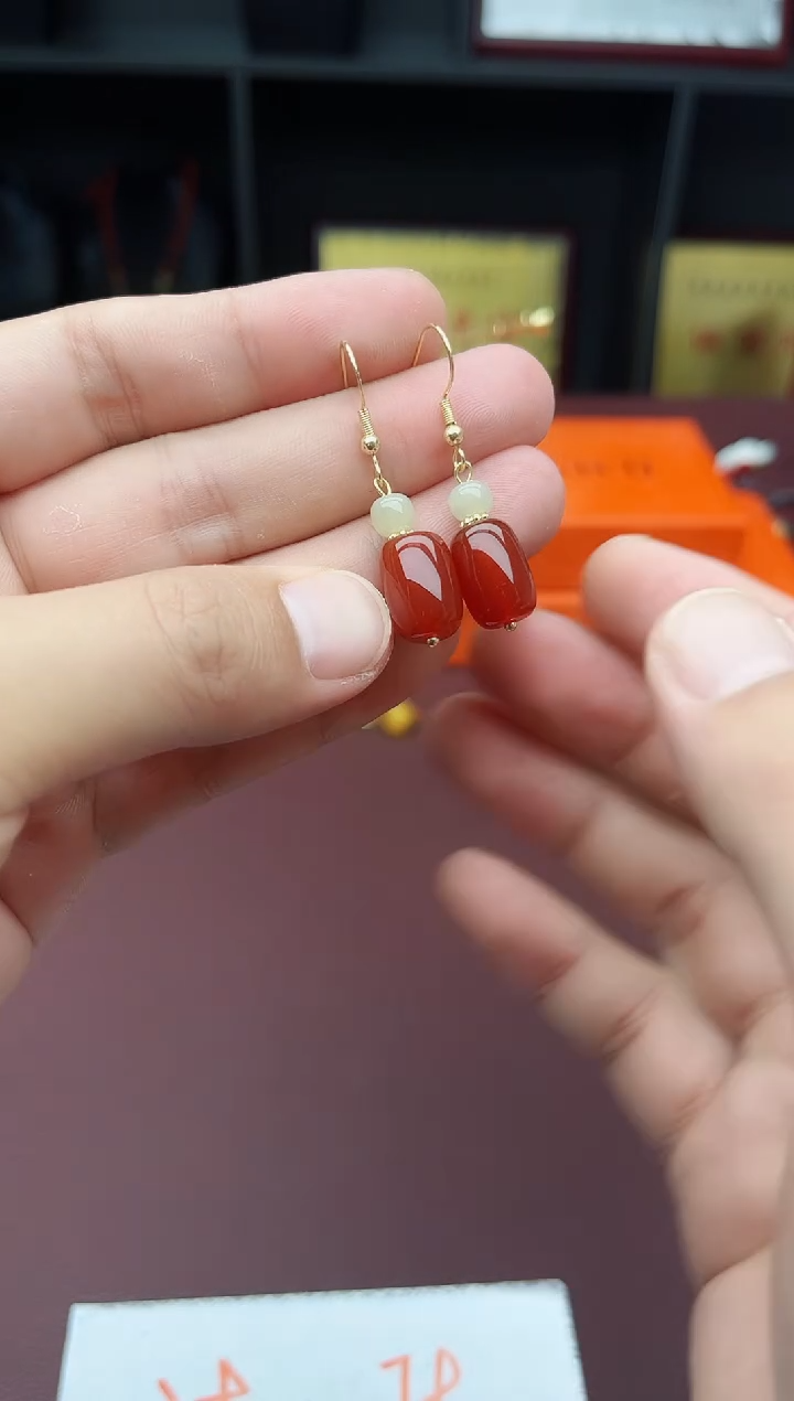 玛瑙/玉髓耳饰银S925镶嵌335000