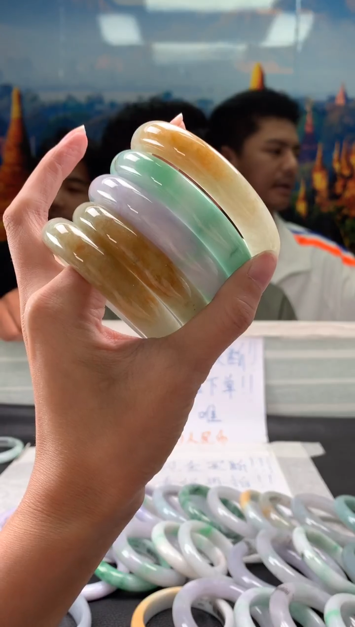 【闪购商品】翡翠手镯未镶嵌翡翠手镯 展示链接