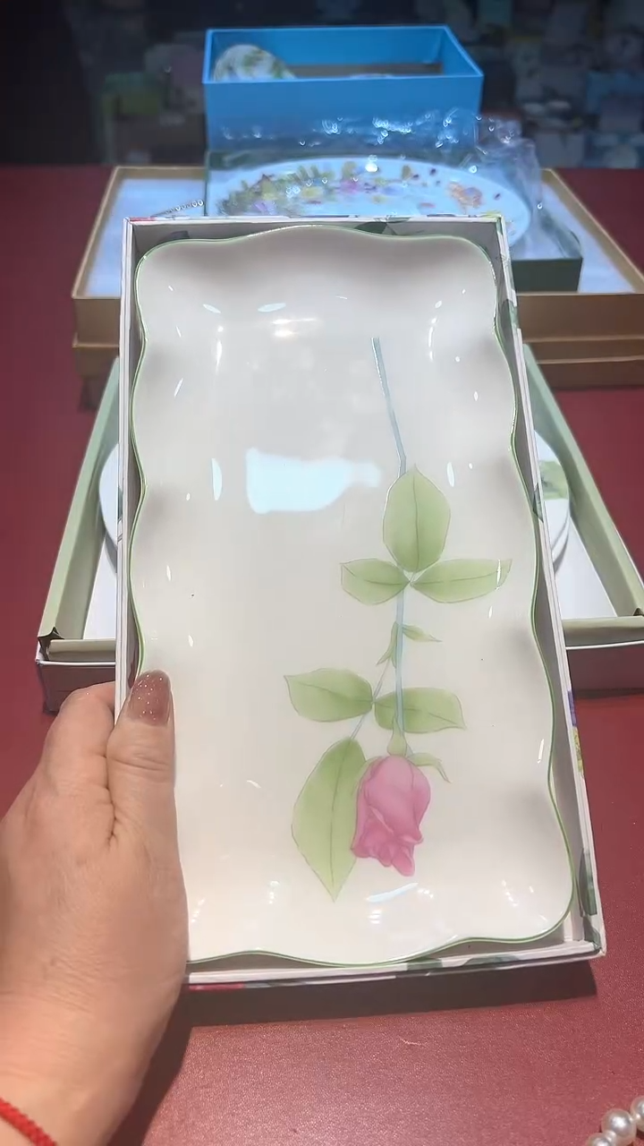 【闪购商品】瓷片锅碗瓢盆一件不剩