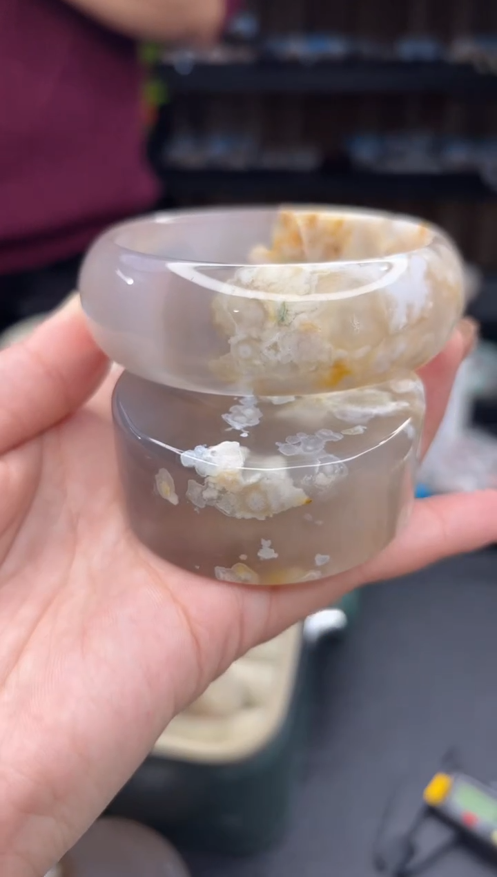 【闪购商品】石英质玉手镯未镶嵌861（61圈赠送镯心）