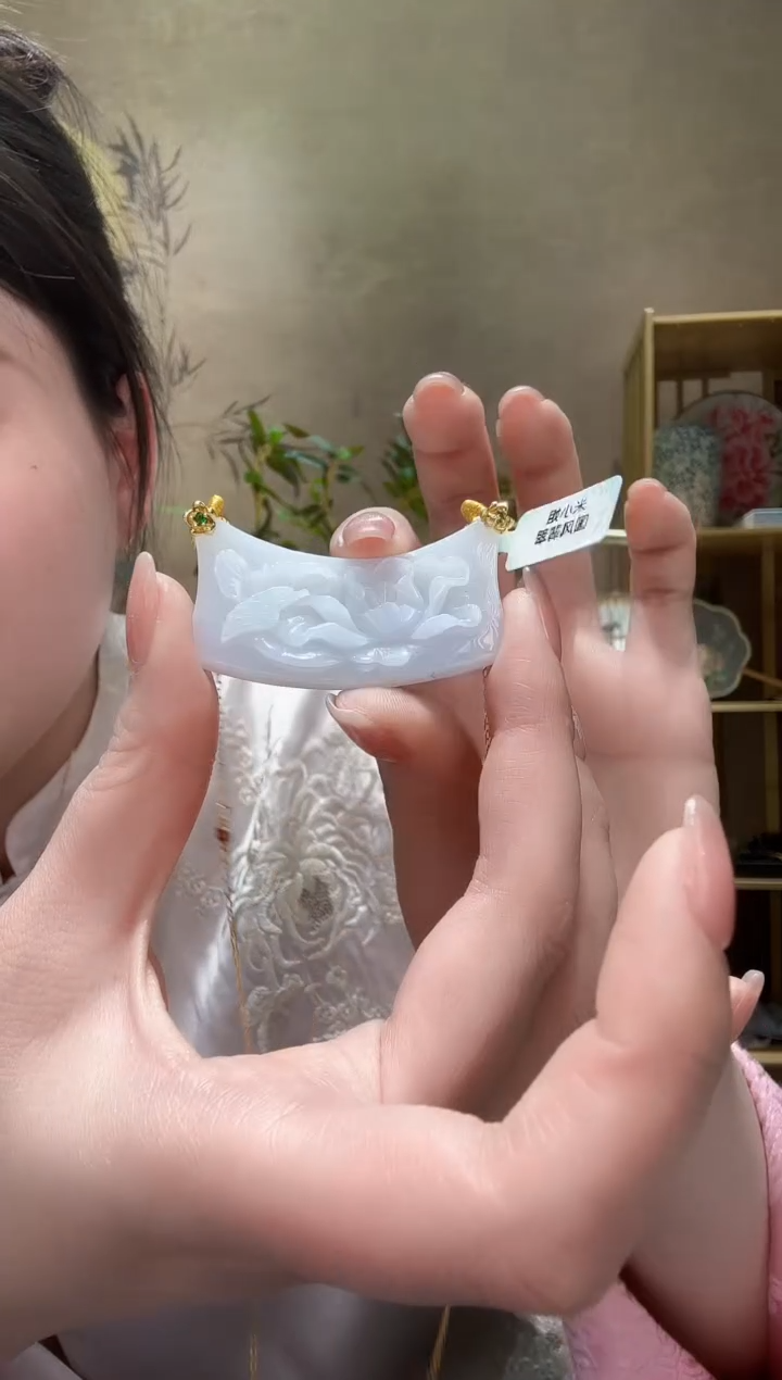 【闪购商品】翡翠颈饰未镶嵌吊坠