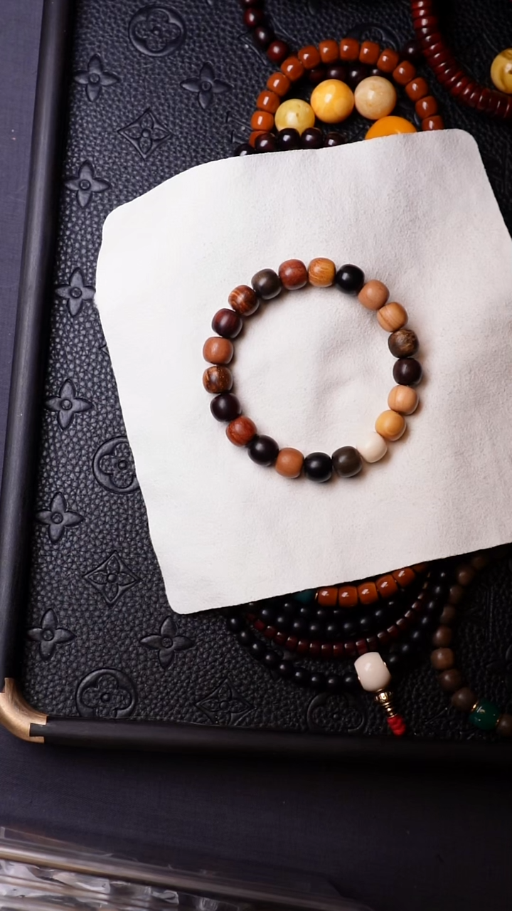 檀香木手串/手链十八籽10mm