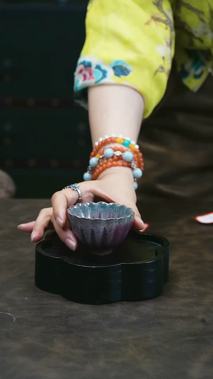 【闪购商品】W宝丰宋官窑原产地仿古釉钧瓷花口杯