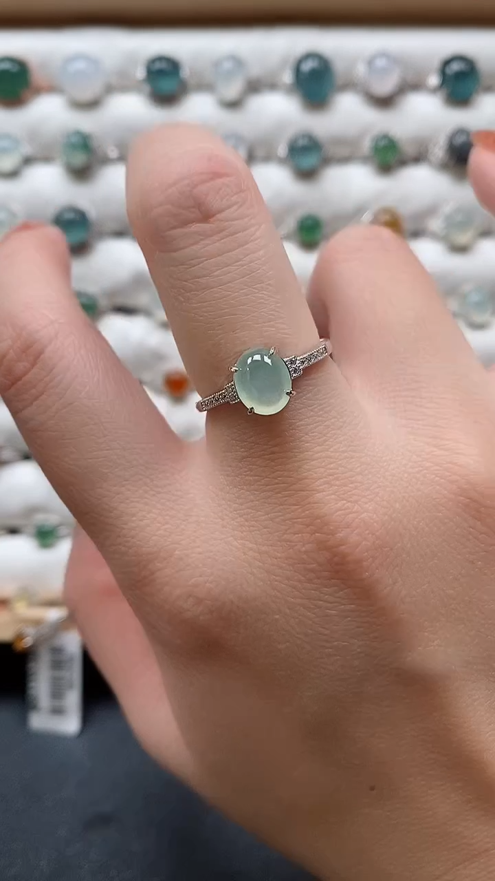 【闪购商品】翡翠戒指银S925镶嵌一物一证一礼盒