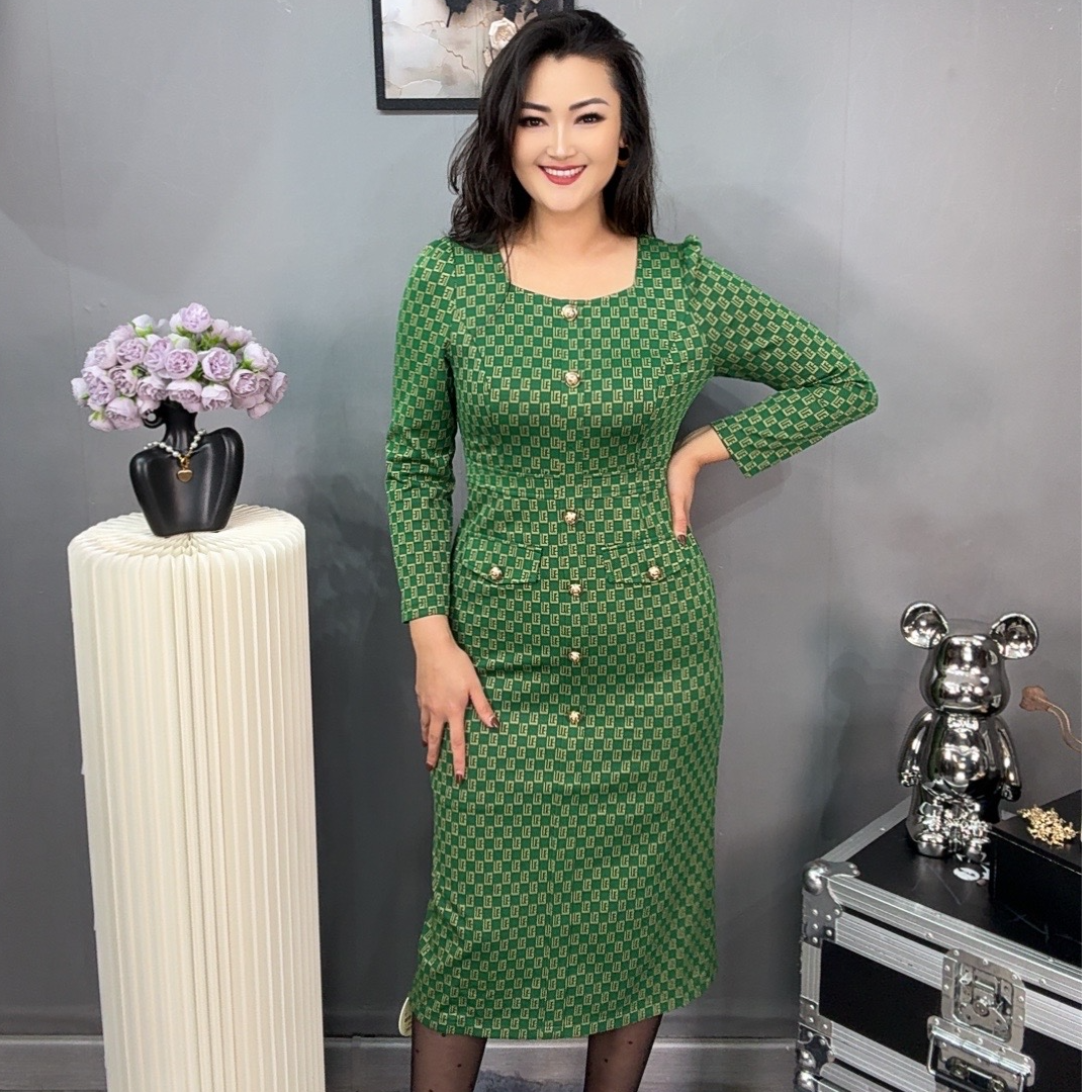 冬季2025年爆款时尚连衣裙022碎花