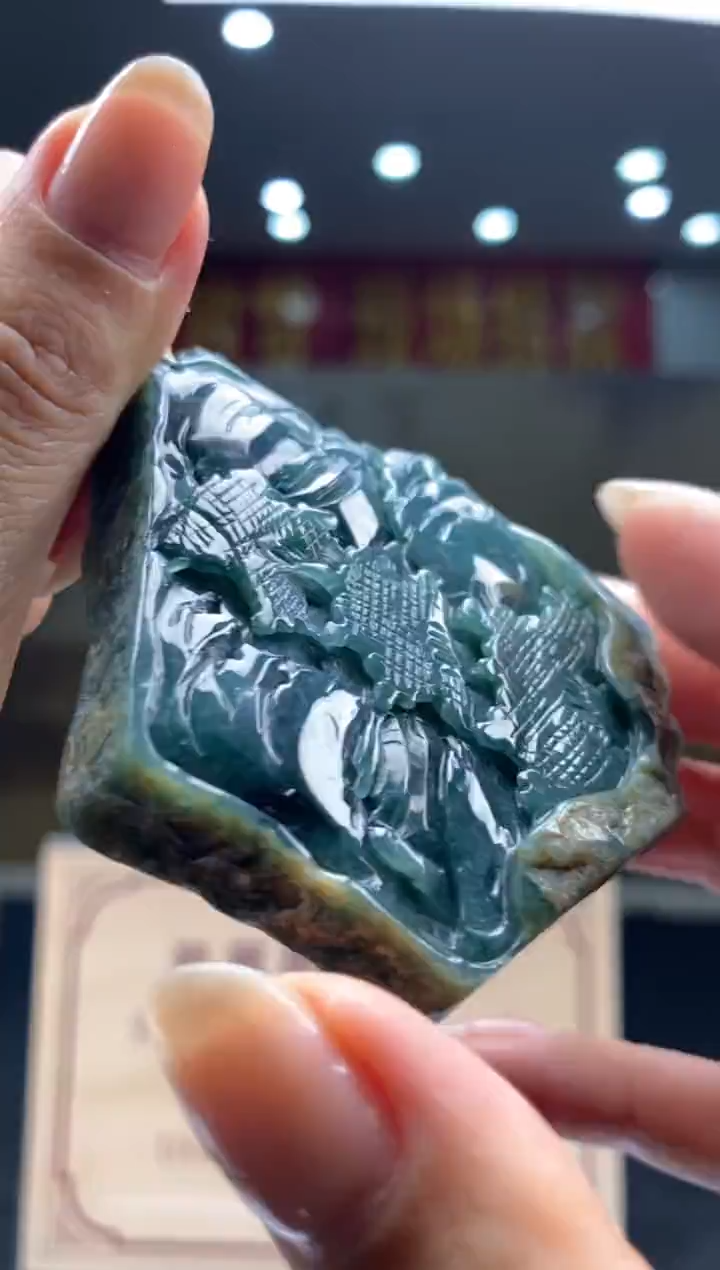 【闪购商品】翡翠颈饰未镶嵌********67