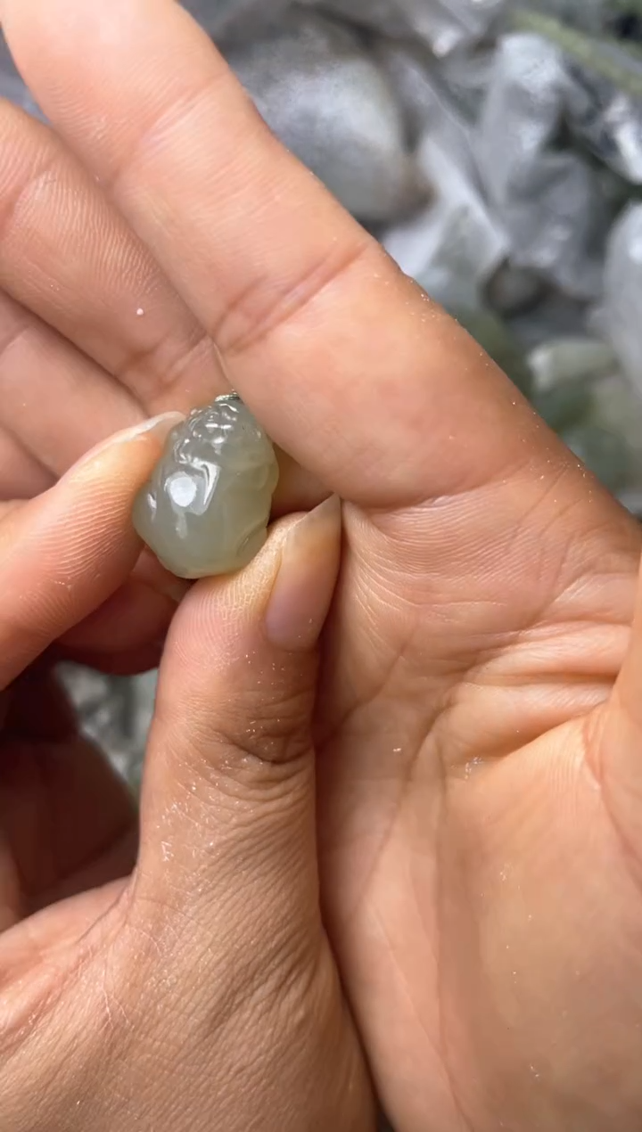 和田玉未镶嵌颈饰01