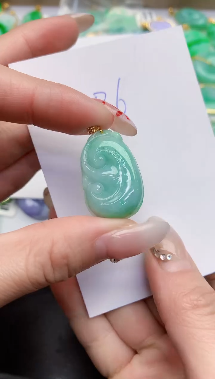 【闪购商品】翡翠颈饰18K金镶嵌0000000000