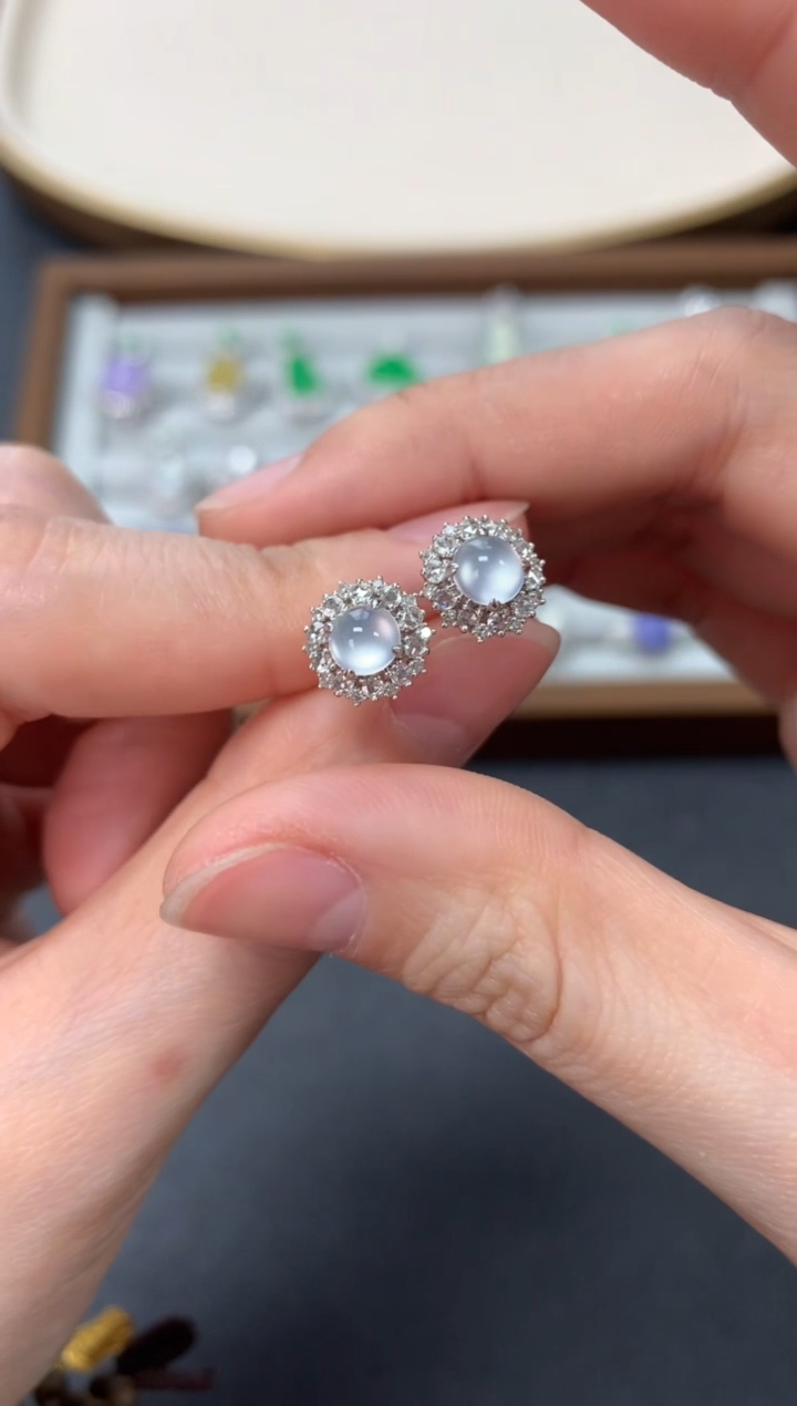 【闪购商品】翡翠耳饰18K金镶嵌耳饰6500