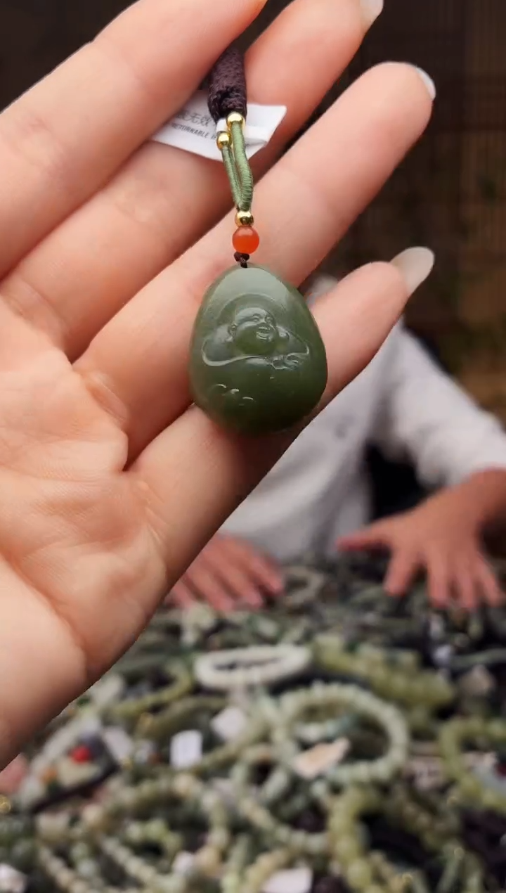 颈饰未镶嵌和田玉多样性发货，拍一发一