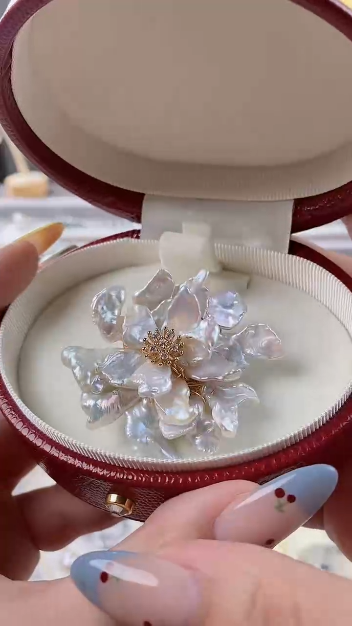 【闪购商品】淡水珍珠胸饰未镶嵌胸花