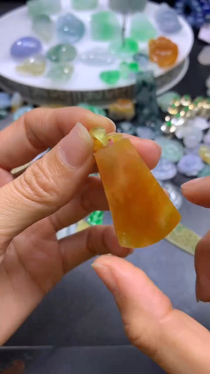 【闪购商品】定制翡翠未镶嵌翡翠