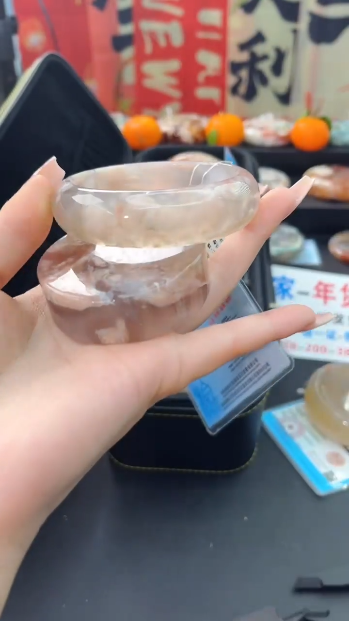 【闪购商品】石英质玉手镯未镶嵌赠送镯心（57圈口）