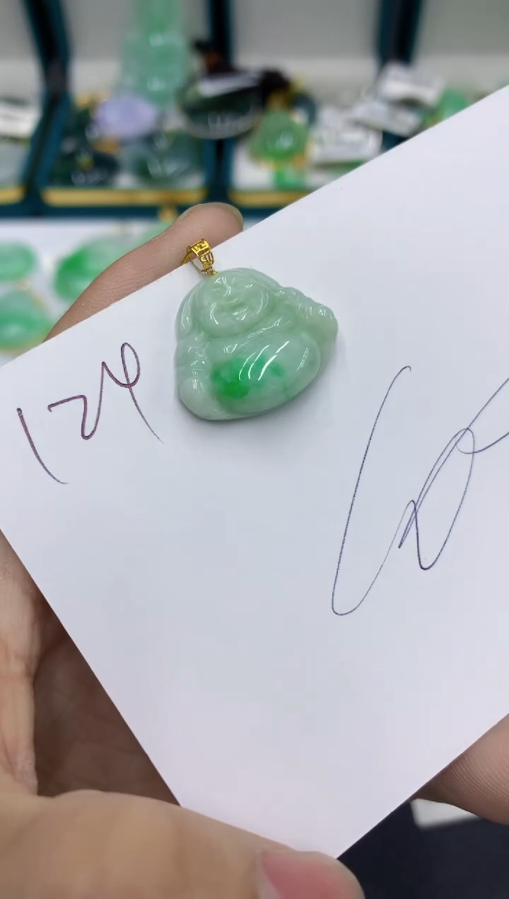 翡翠18K金镶嵌颈饰111111111