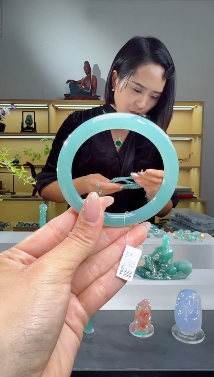 未镶嵌手镯翡翠56.5圈