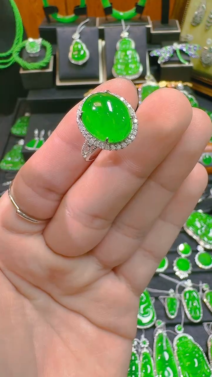 【闪购商品】翡翠戒指银S925镶嵌天然A货翡翠