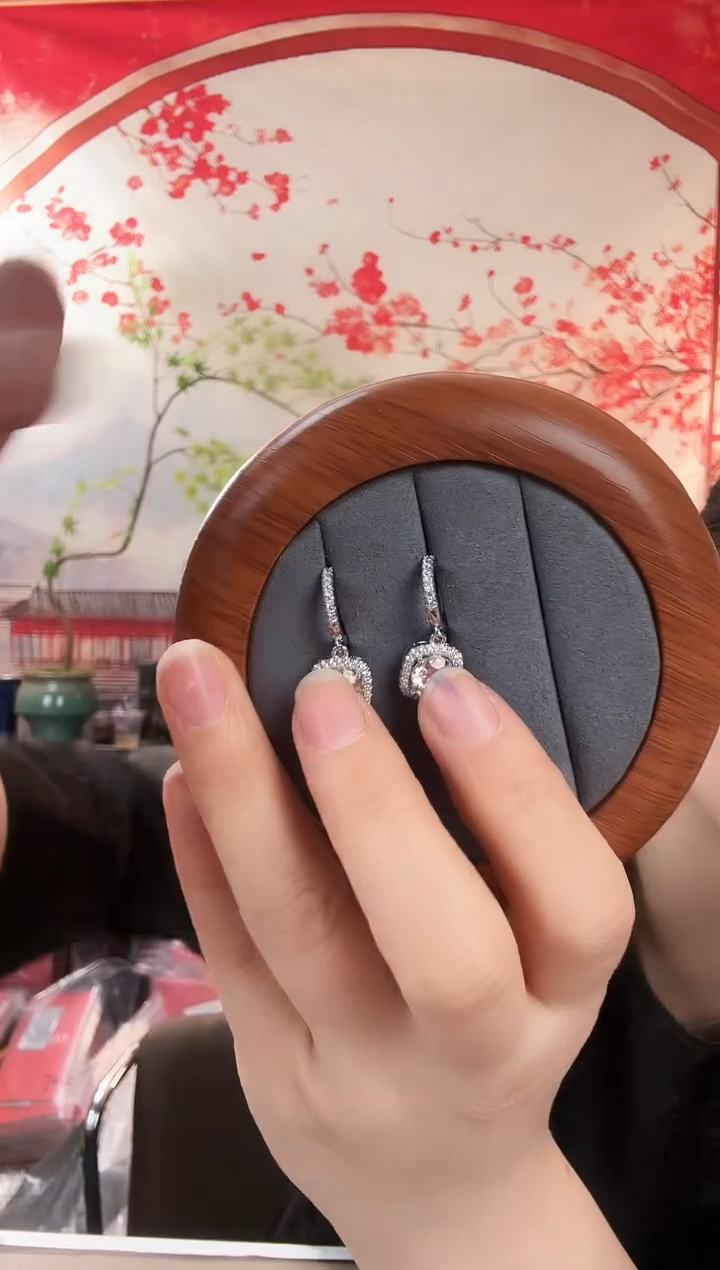 主播定制链接 红色耳饰