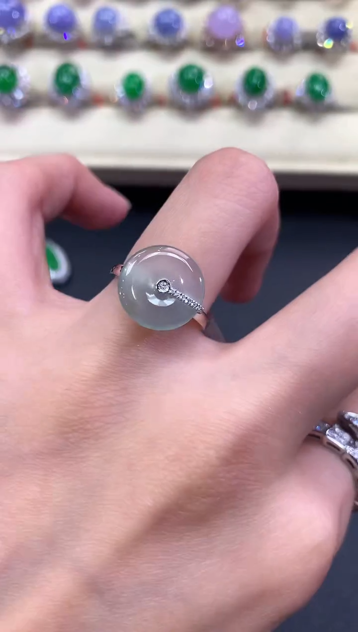 【闪购商品】翡翠戒指18K金镶嵌a60