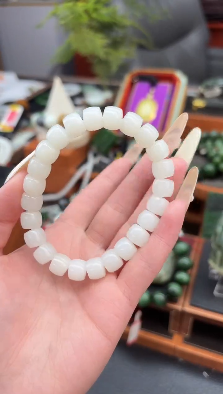 未镶嵌手串和田玉董小姐推荐 多样性发货 拍一发一ytalms10