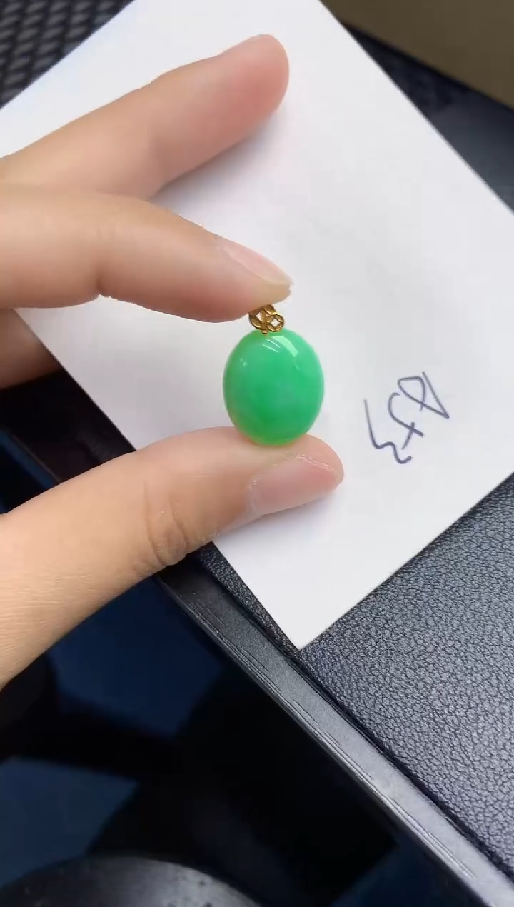 【闪购商品】翡翠颈饰18K金镶嵌000000000