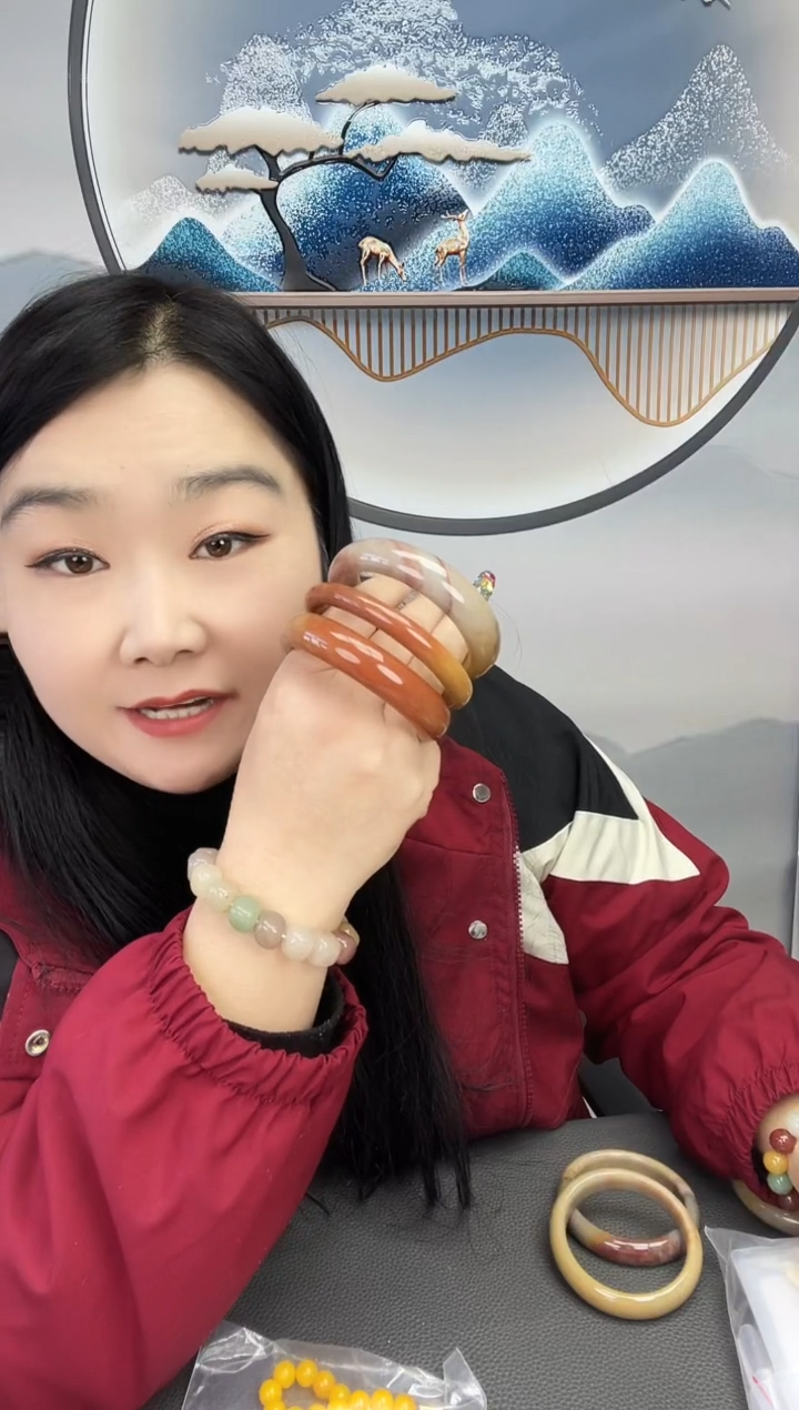 未镶嵌密玉黄红彩镯子密玉（石英质玉）5859