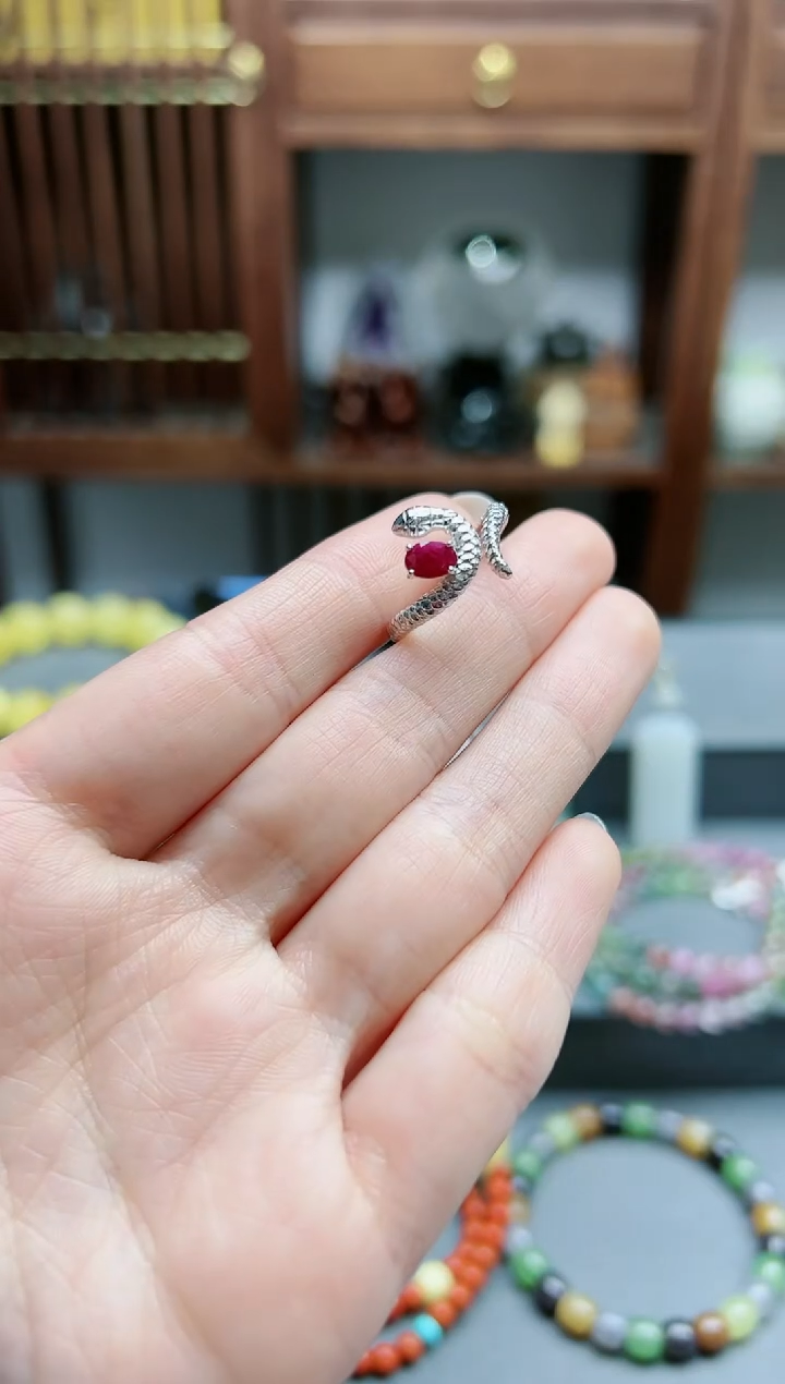 【闪购商品】红宝石戒指银S925镶嵌红宝石戒指*1 CBGF