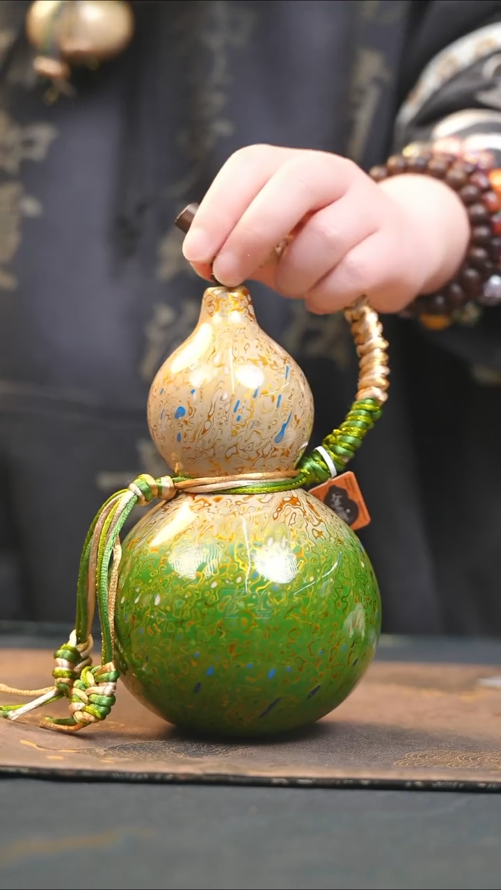 【闪购商品】YD189漆艺酒葫芦不包手串及旋转底座