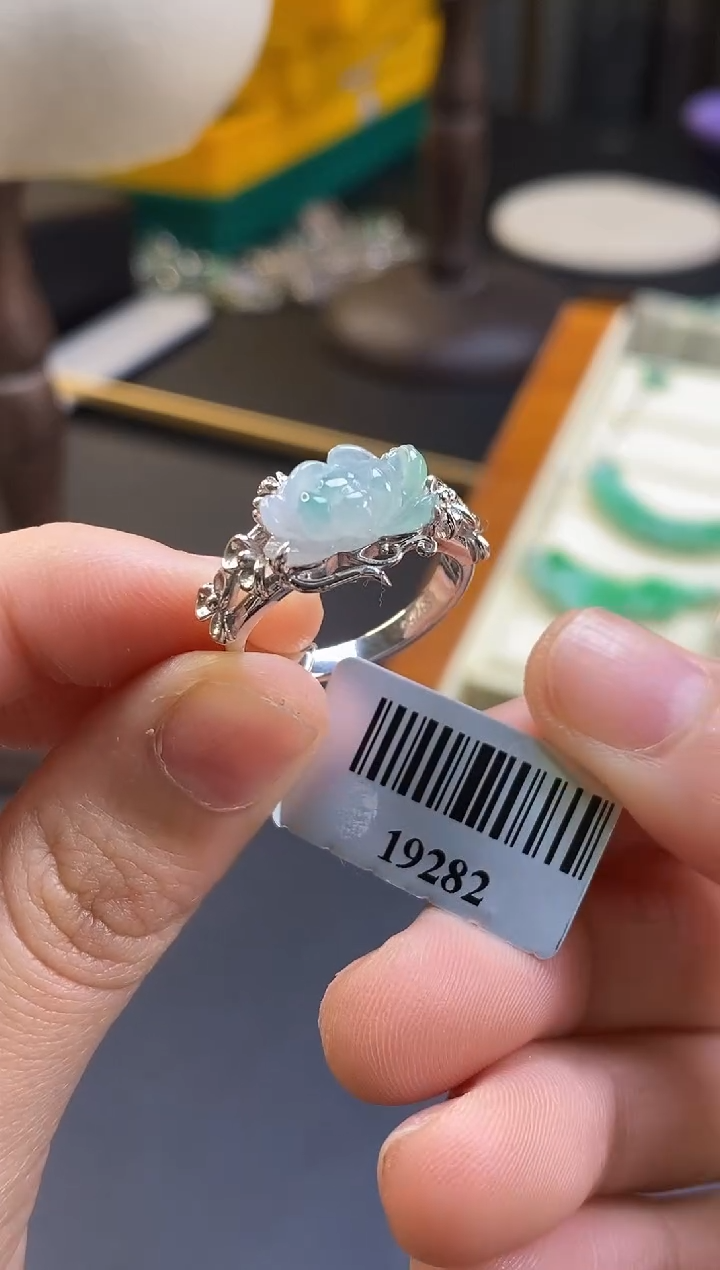 颈饰银S925镶嵌翡翠19282