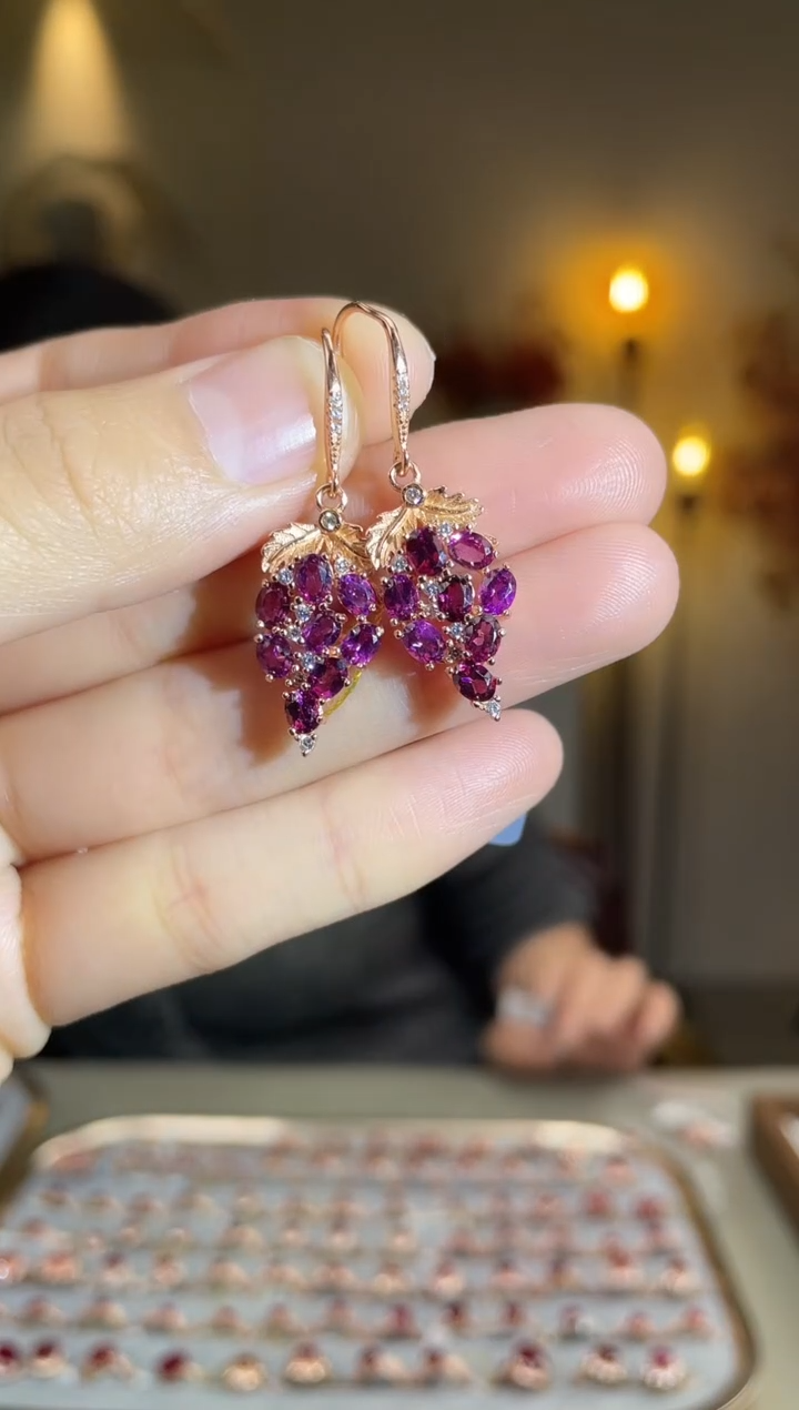 银S925镶嵌耳饰石榴石耳饰