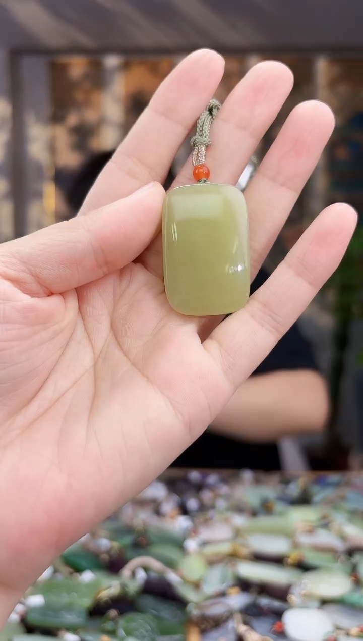 和田玉未镶嵌挂件拍一发一多样性发货