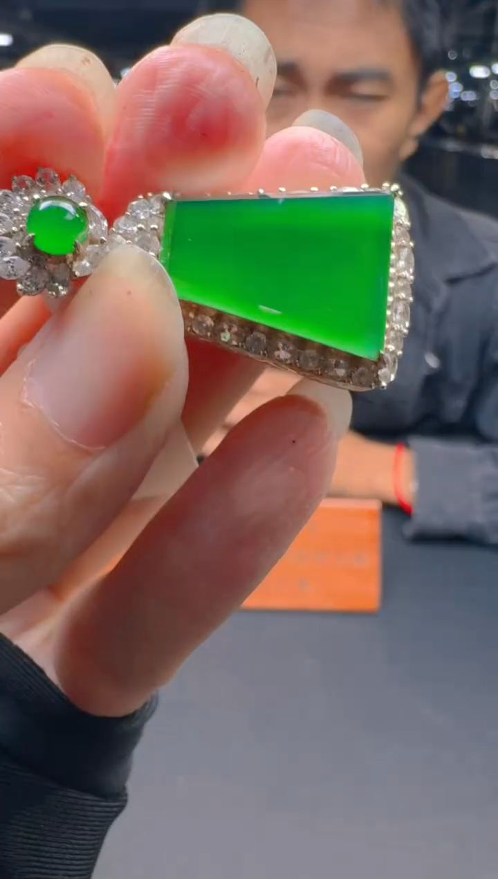 未镶嵌定制翡翠0953606126