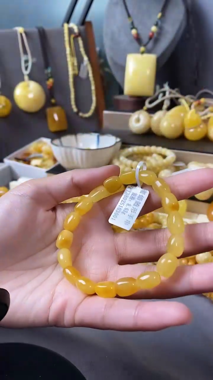 裸石琥珀未镶嵌随形手串