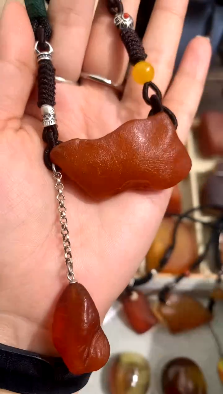 【闪购商品】蜜蜡裸石未镶嵌似玉