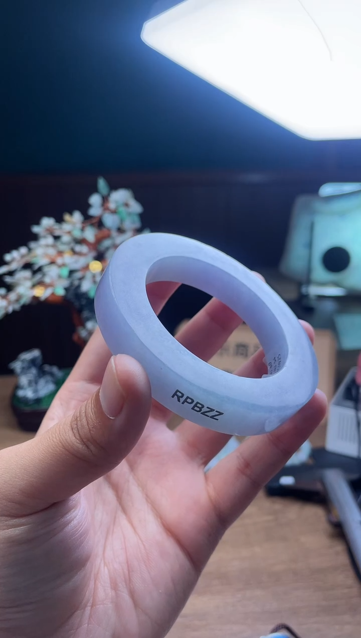 【闪购商品】定制翡翠手镯未镶嵌定制