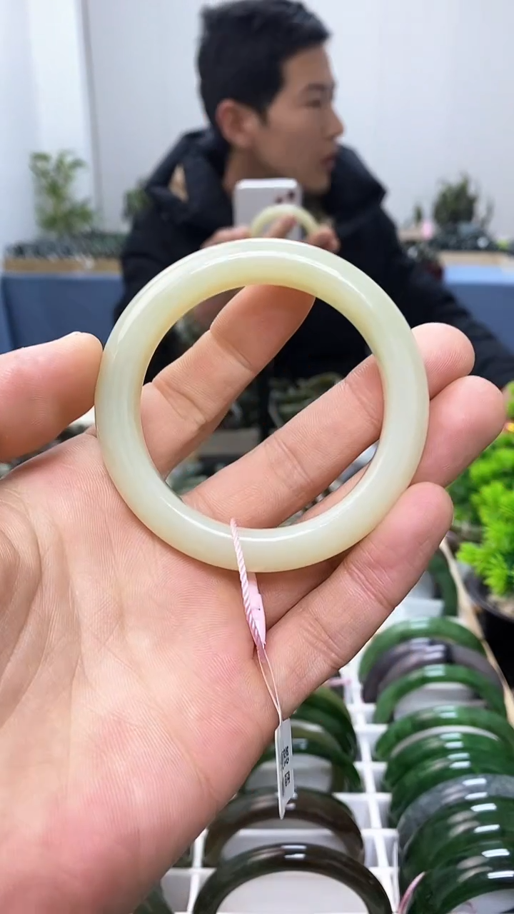 【闪购商品】和田玉手镯未镶嵌53.3