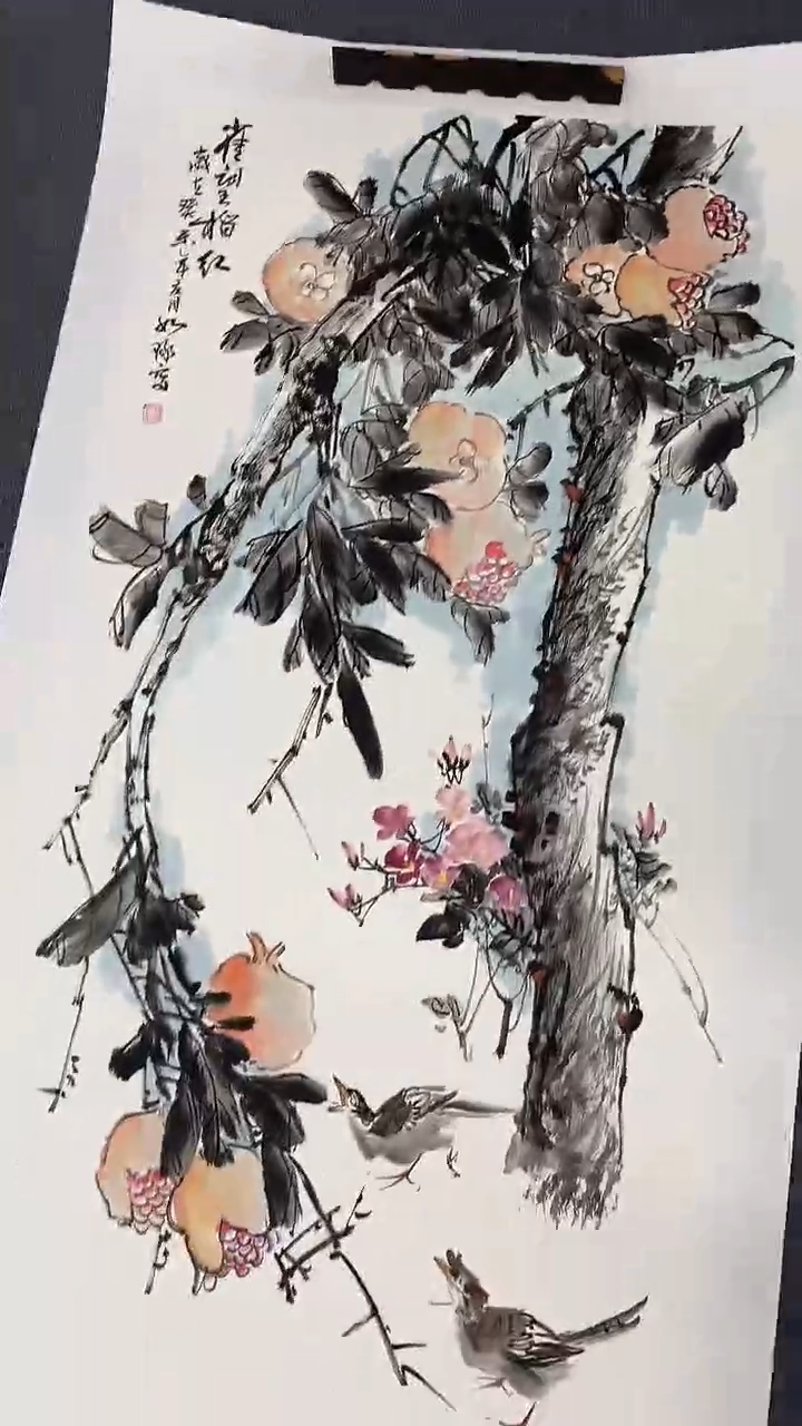 竖款精品四尺花鸟，雀