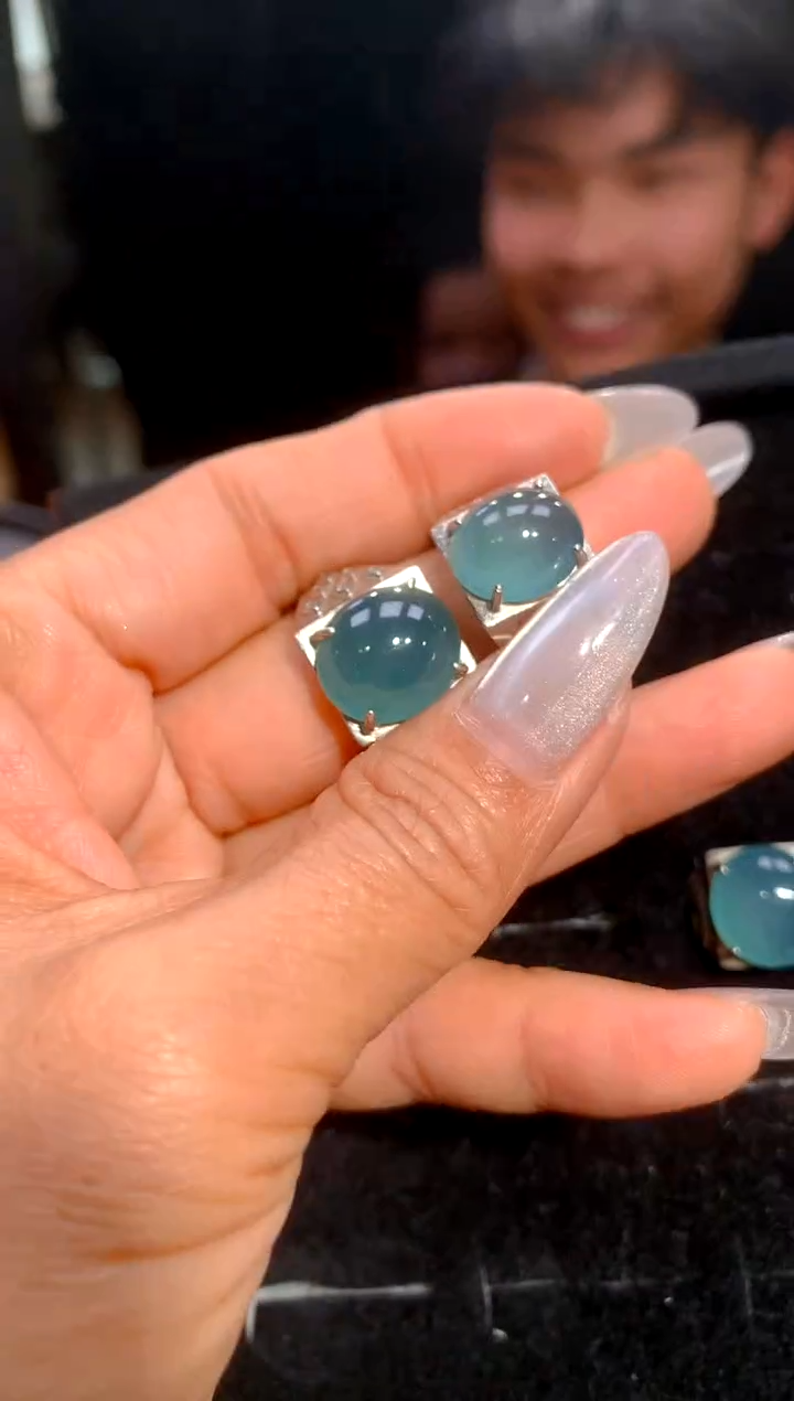 【闪购商品】定制翡翠未镶嵌45-多样性发货（发其一）