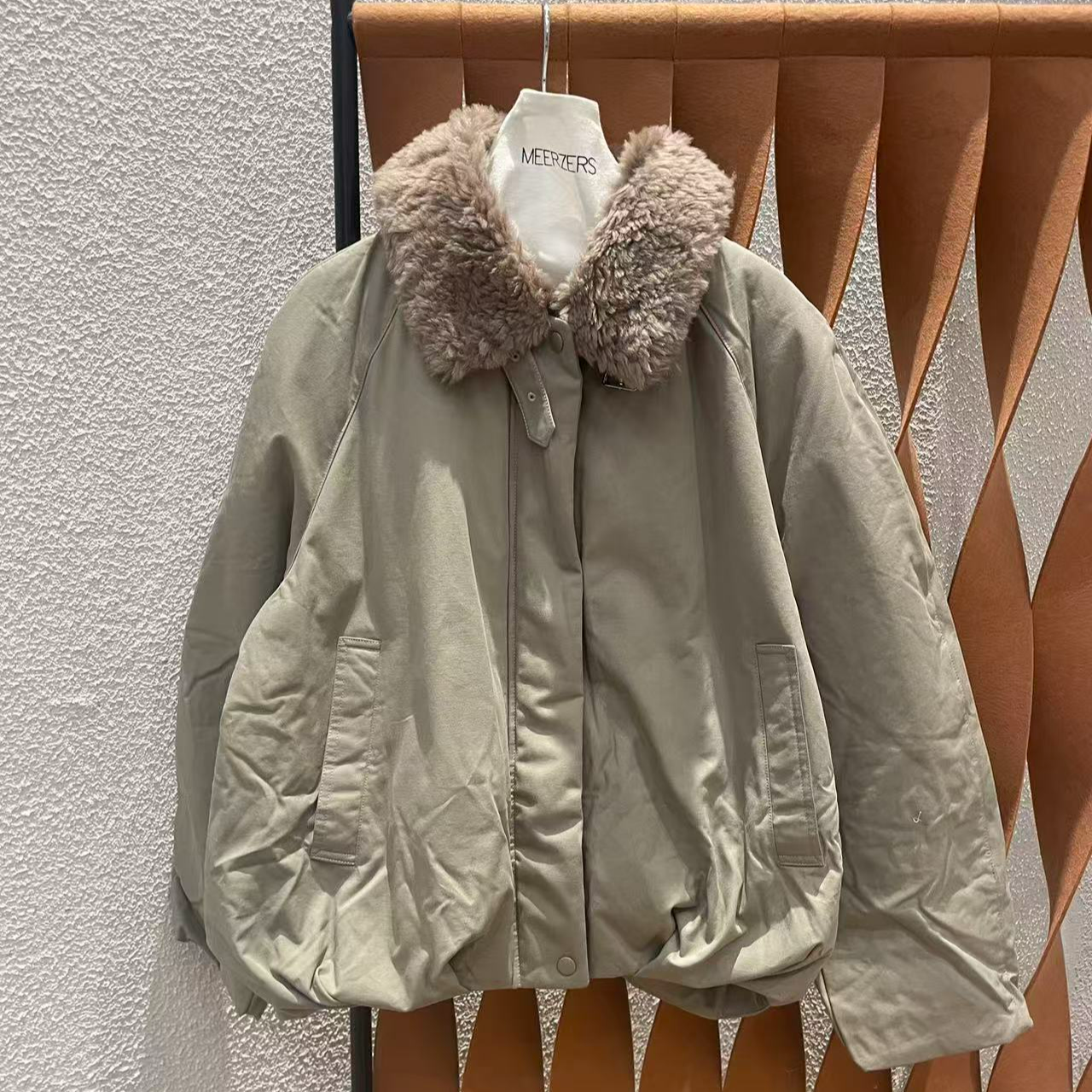 【茉舍】MANTRO ZERO休闲羽绒服M5CEIN8125-3299