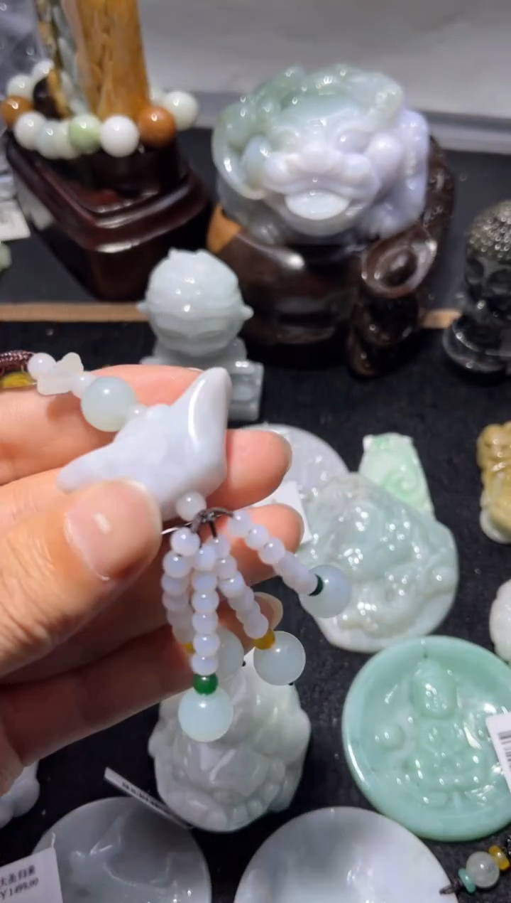 【闪购商品】翡翠颈饰未镶嵌00000171