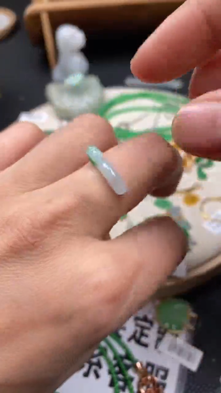 【闪购商品】翡翠颈饰未镶嵌翡翠净货26457