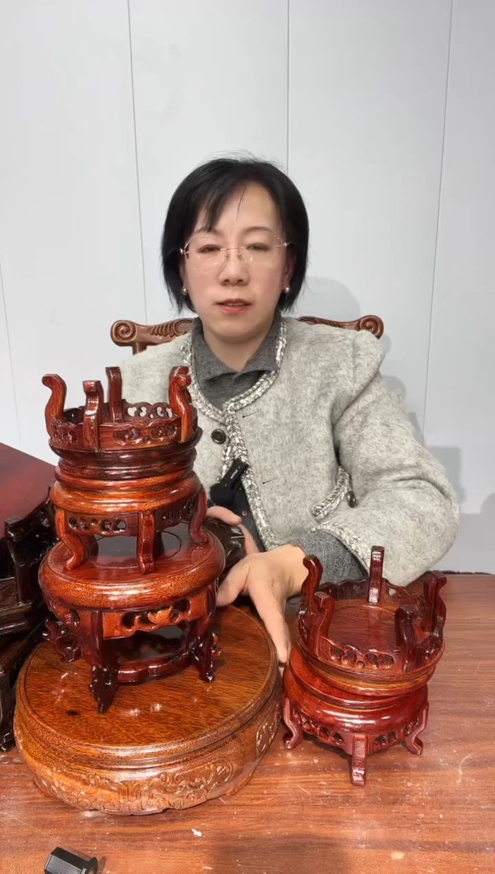 木努***抽买一送一香炉底座红11*12*7