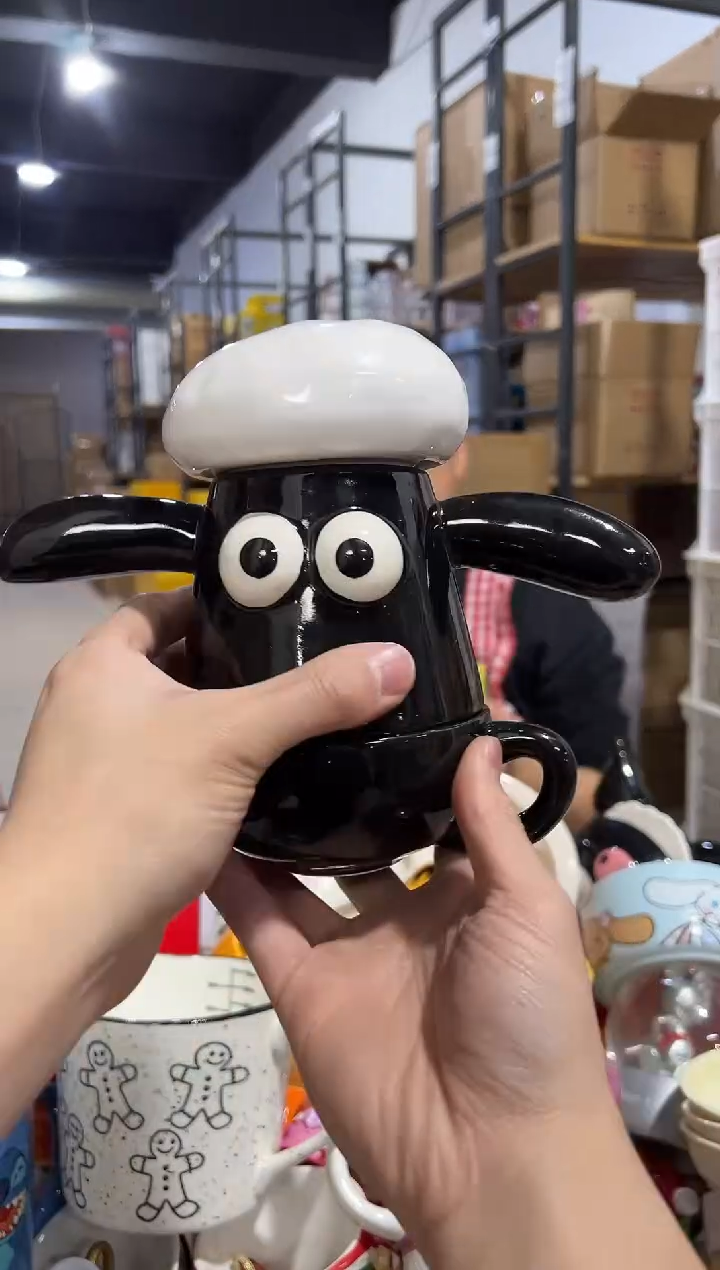 【闪购商品】杯原盒小羊肖恩带盖茶壶