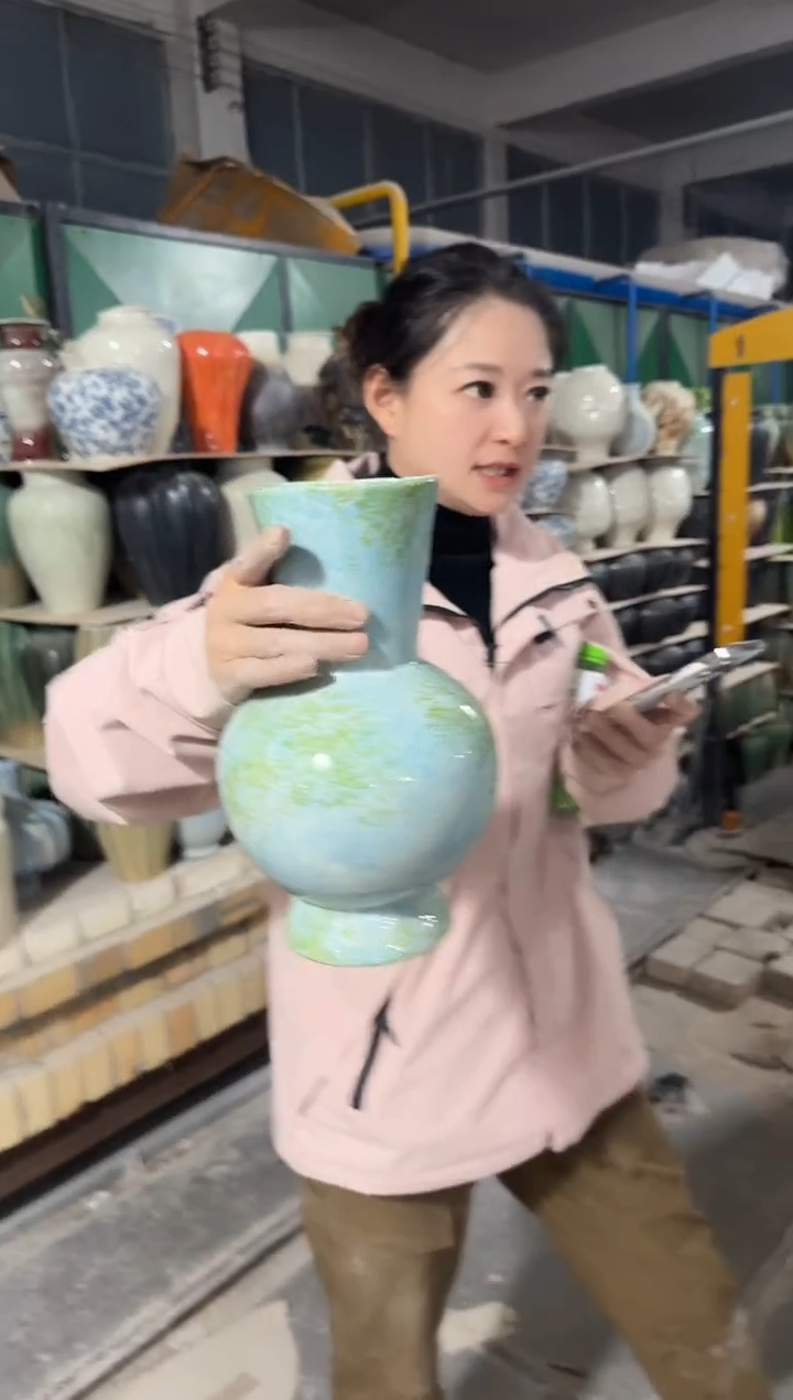芬顿感手工拍釉景德镇陶瓷瓶