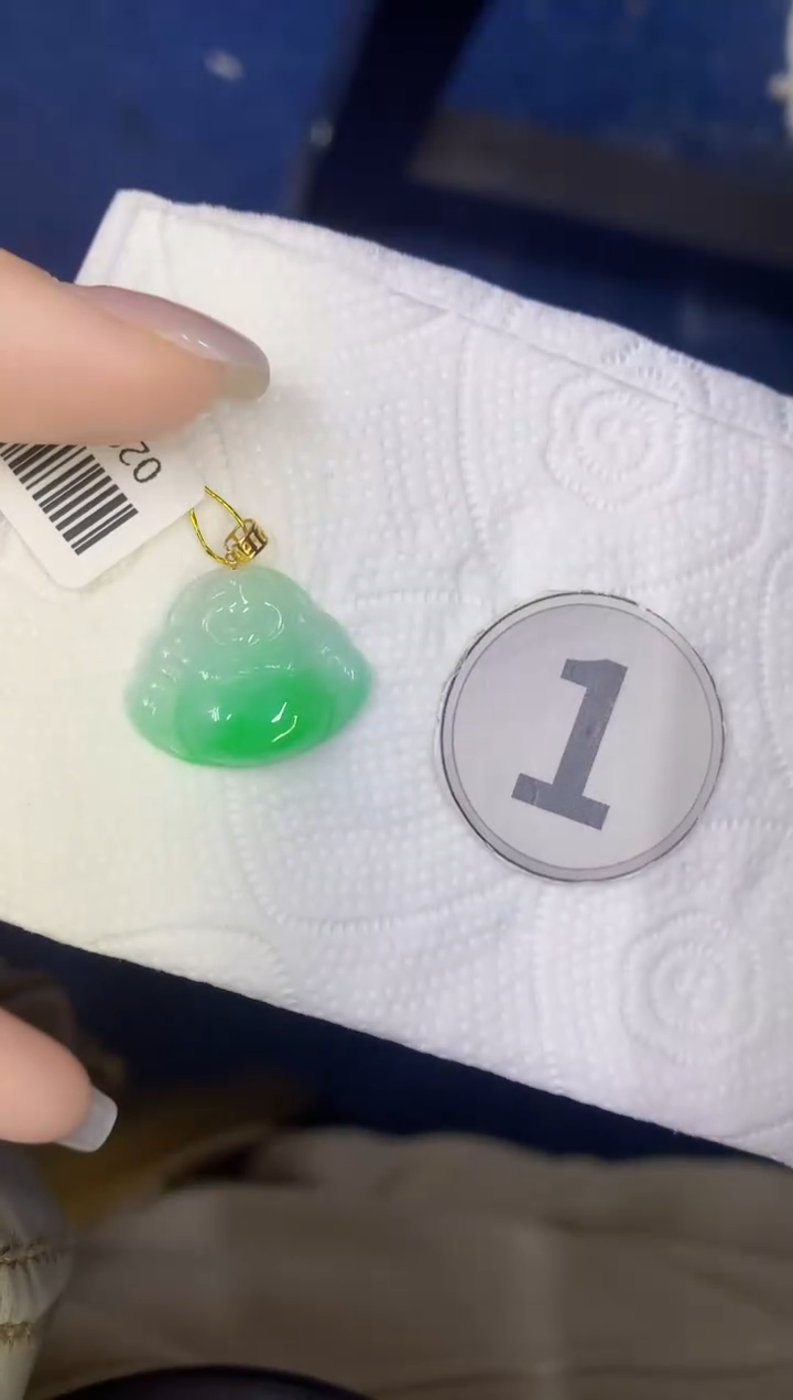 颈饰18K金镶嵌翡翠缅甸天然翡翠A货