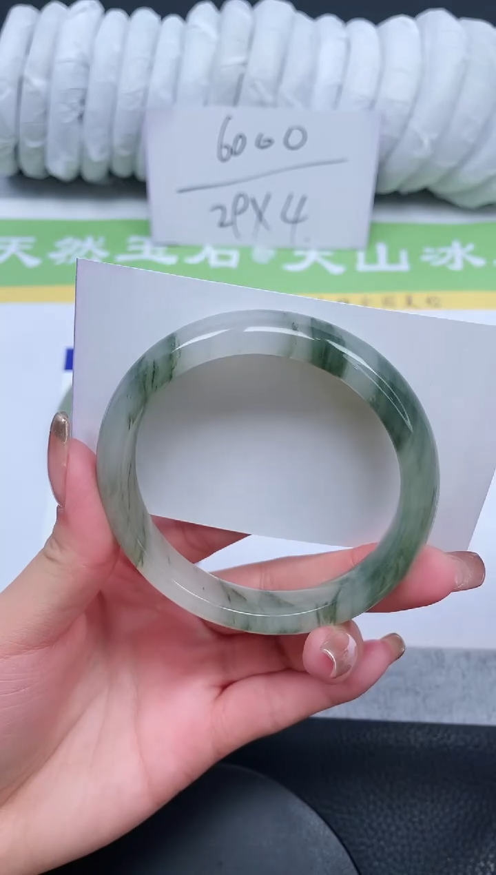 【闪购商品】石英质玉手镯未镶嵌A74-60.9