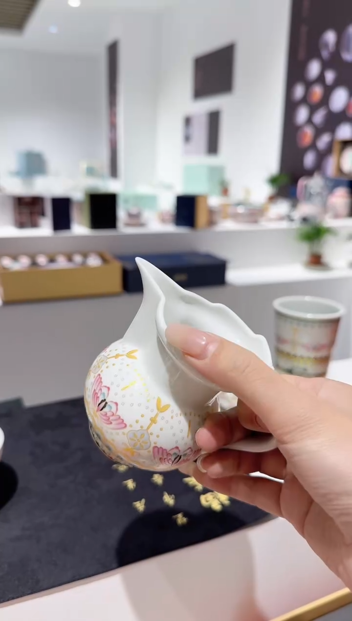 【闪购商品】小乔推荐如图所示